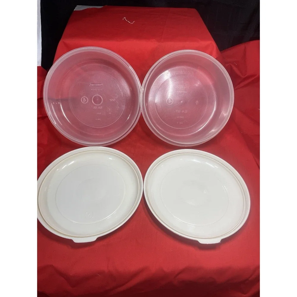TWO Rubbermaid #4 Servin Saver Round 2.4 Qts Container Bowls w/Lids